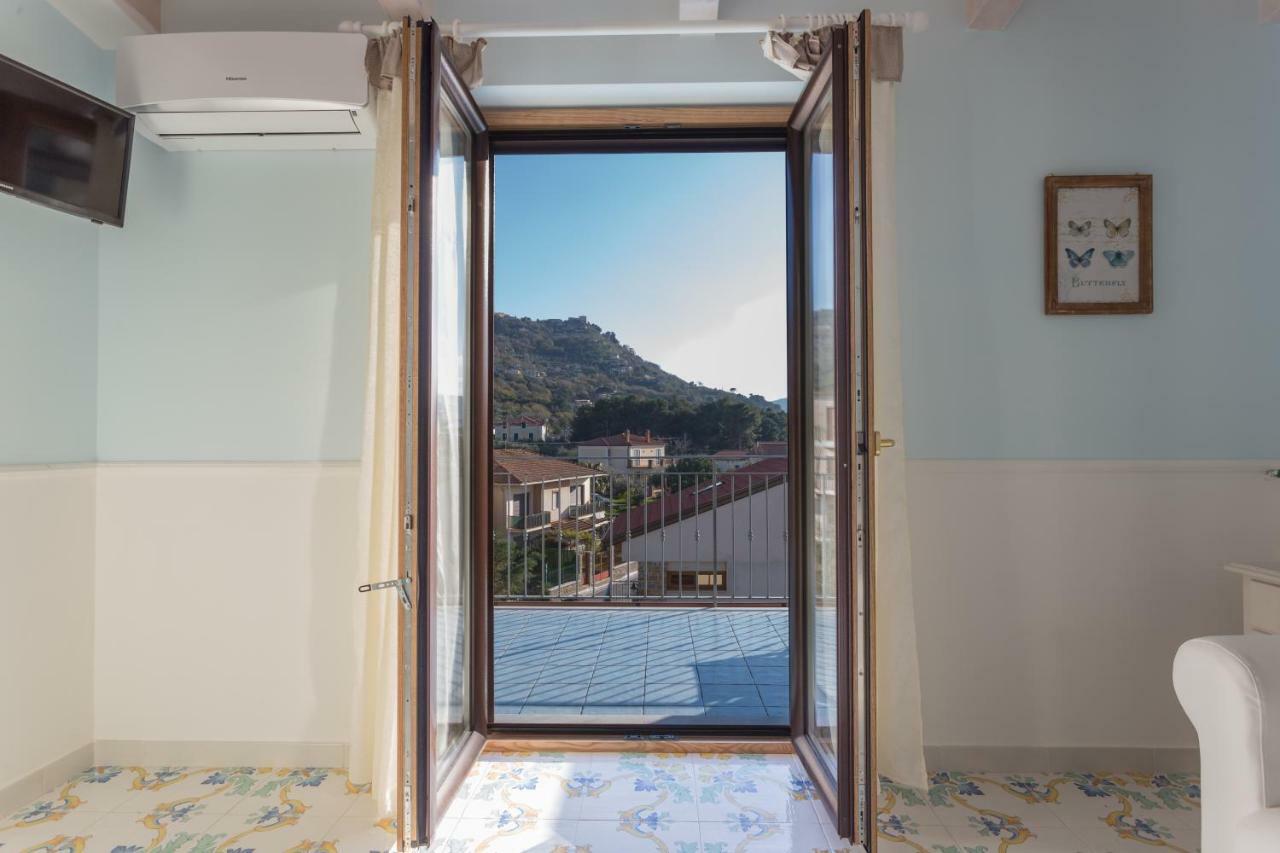 La Casetta In Villa Santa Maria di Castellabate Bagian luar foto